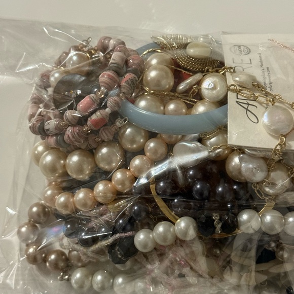 Mixed Vintage to Modern Jewelry Bag - Picture 2 of 5